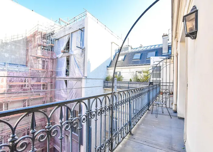 Perle Rare Triangle D'or Great With Terrace - Bail Mobilite